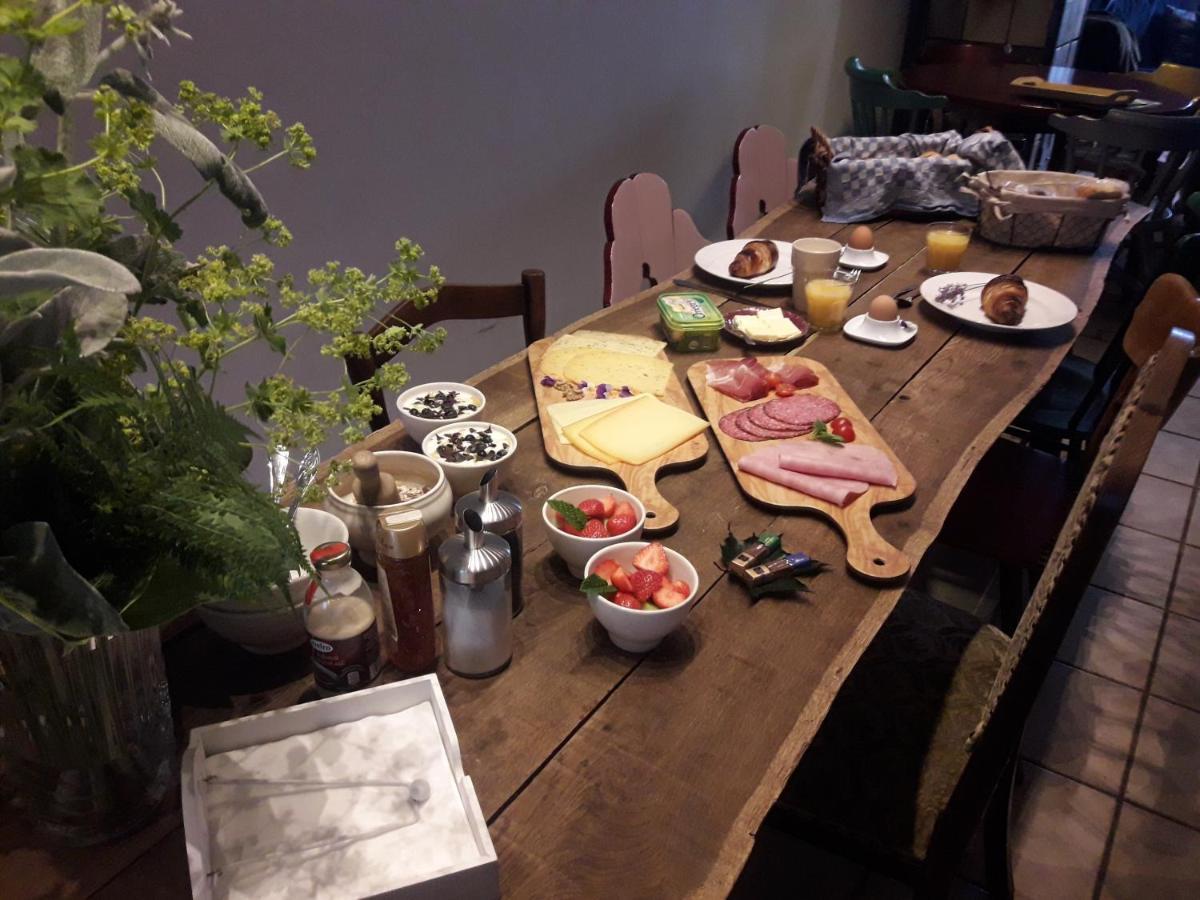 La Vie En Rose Hotel Gouvy Dış mekan fotoğraf